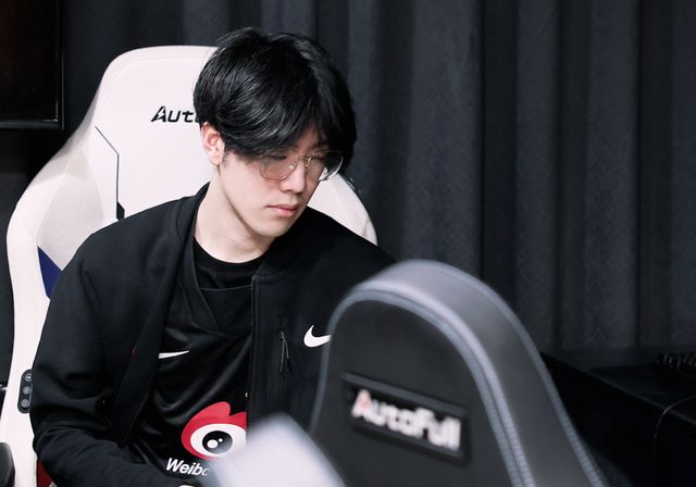 引发了四周 引发了四周